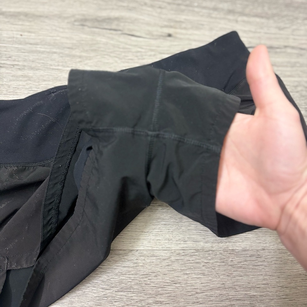 Vuori running shorts - Picture 5 of 5